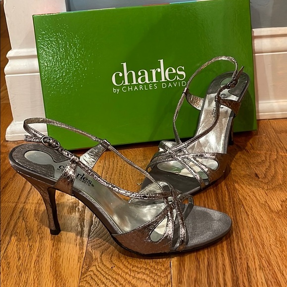 🌹 Charles by David shoes🌹 - Picture 1 of 7
